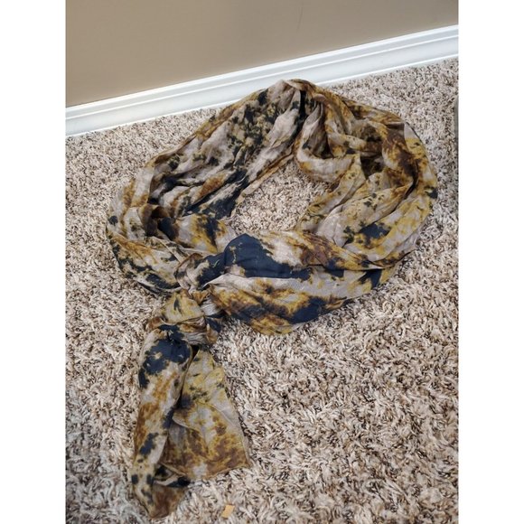 Joy Susan Scarf - Picture 1 of 5
